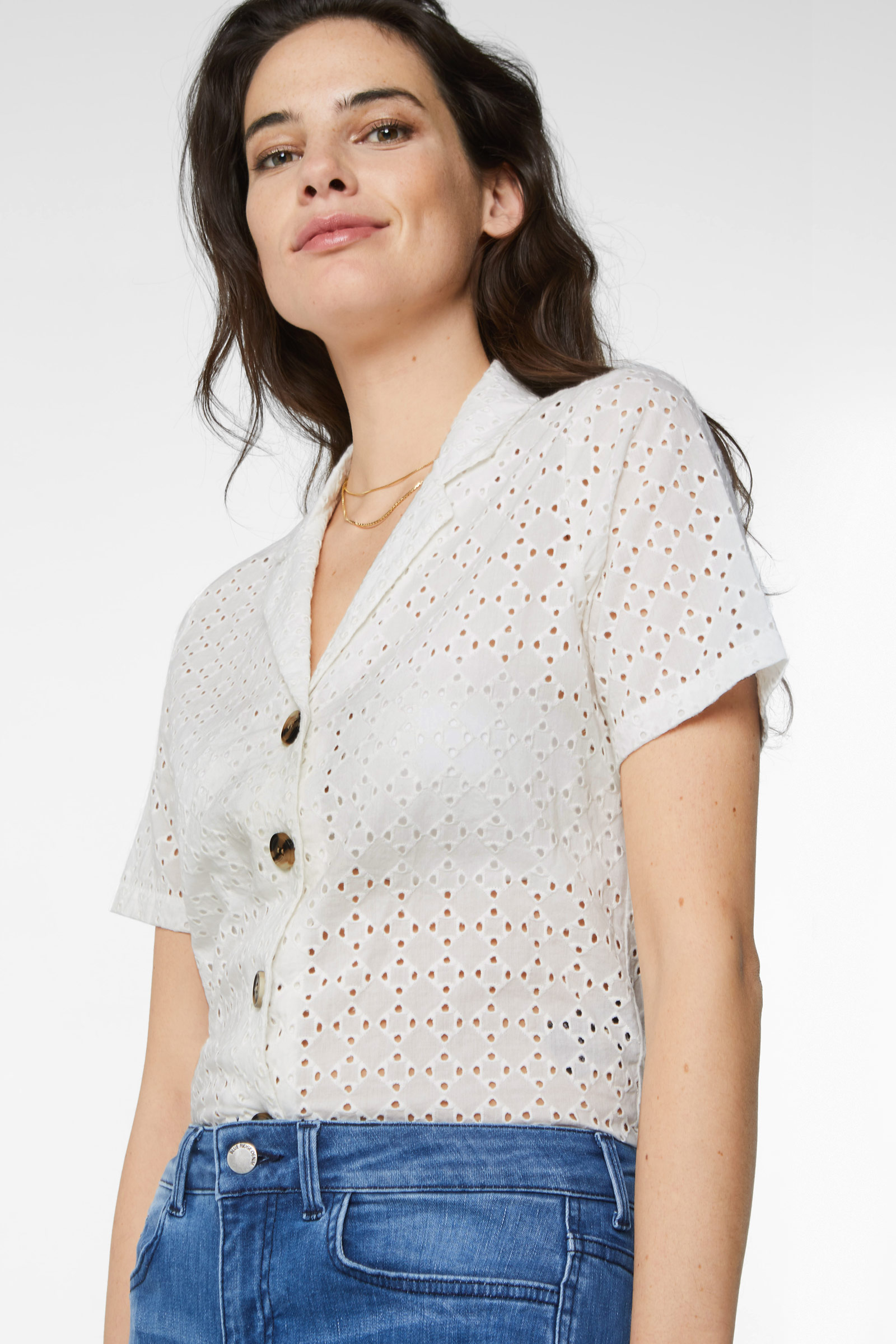 Broderie anglaise T-shirt Farfetch Dames Kleding Blouses & Tunieken Blouses Broderie Blouses 